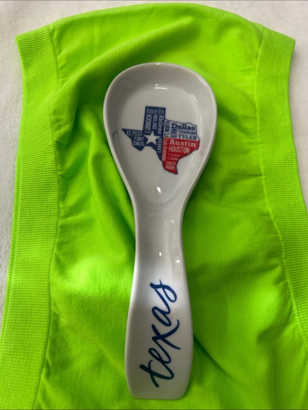 Ceramic Texas Spoon Rest in White with Blue & Red Map Design